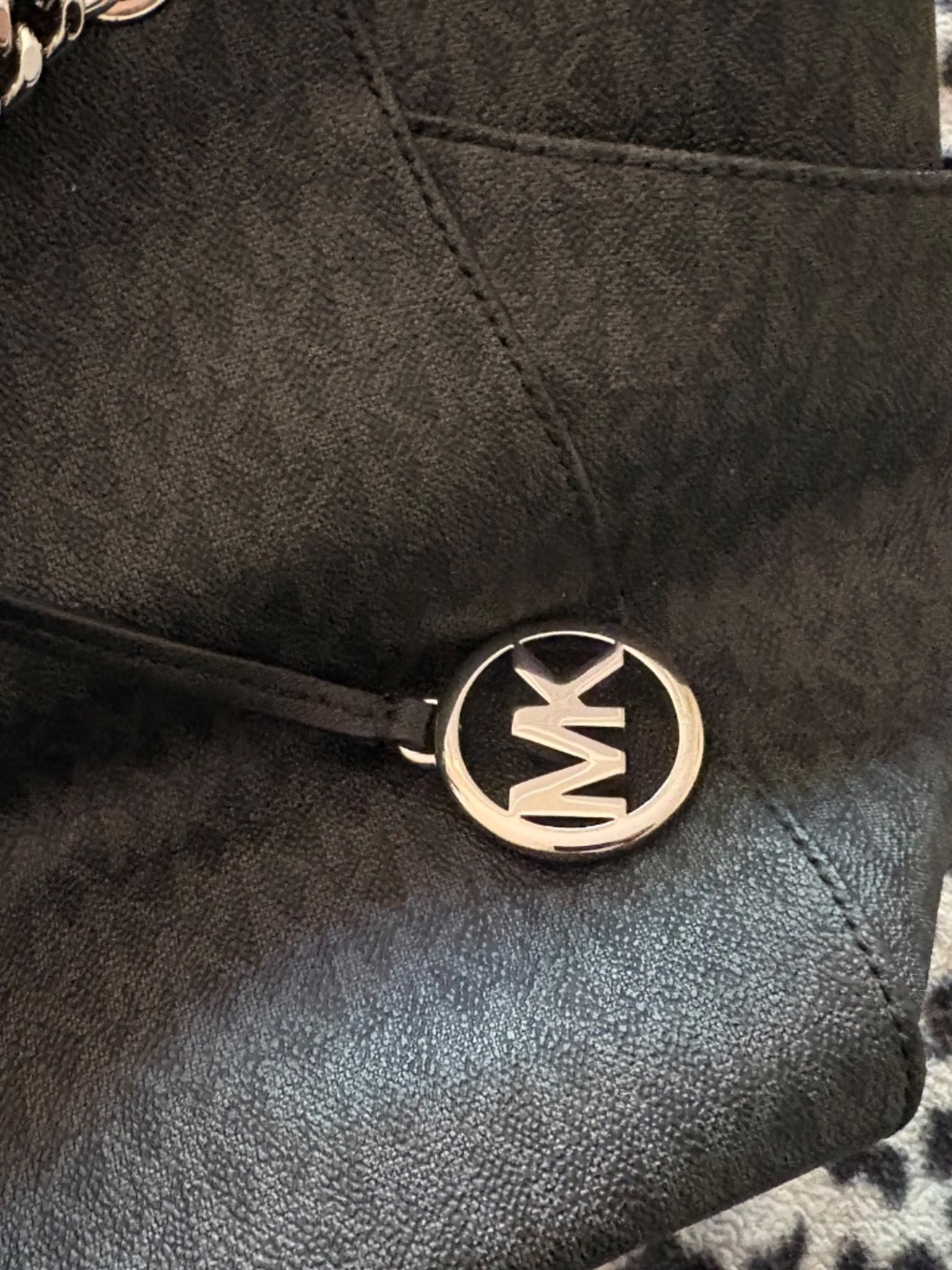 Michael Kors - Picture 3 of 4